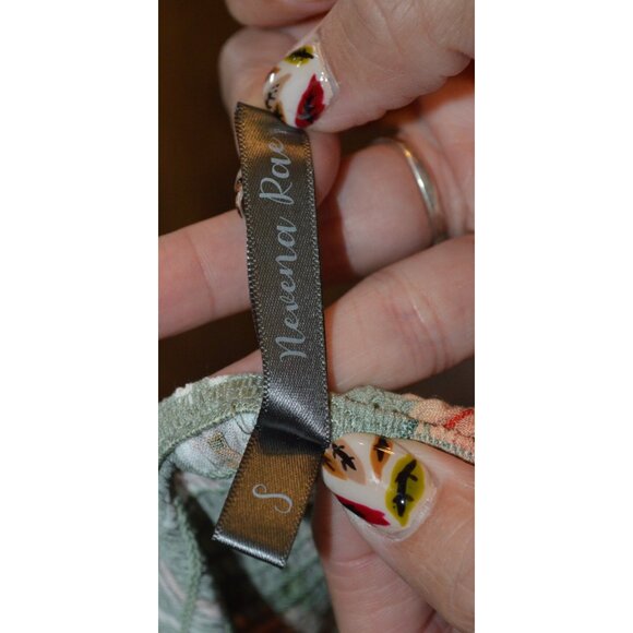 Nevena Rae Sleeveless Tie Floral Maxi Dress Tropical Button Smocked Size Small - Picture 4 of 4